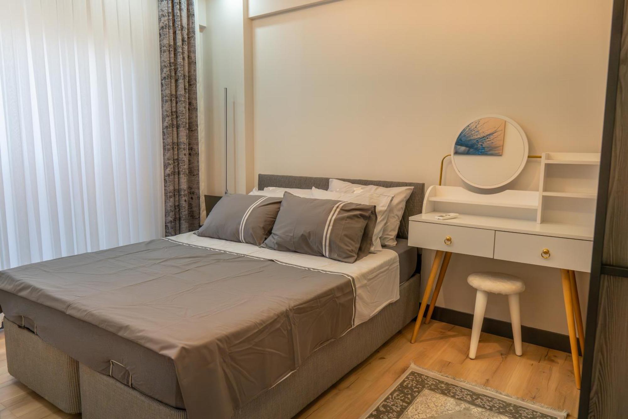 Wind Luxury 2 Apartment Aksu  Exterior photo
